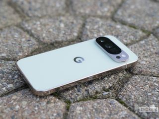 thumbnail - Pixel 10