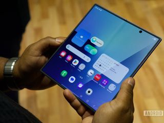 thumbnail - Galaxy Z Fold 8