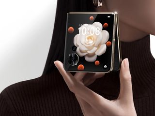 thumbnail - Honor Magic V Flip 2