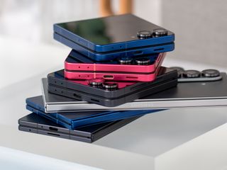 thumbnail - Samsung Foldable Devices